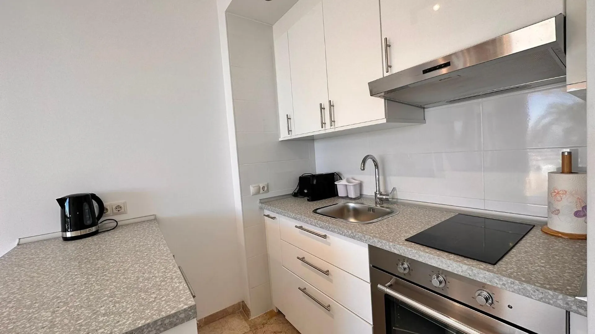 Stylish Apartment By The Sea In Costa Del Sol Torremolinos