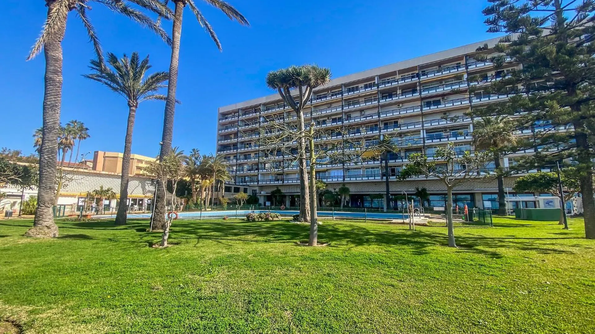 Stylish Apartment By The Sea In Costa Del Sol Torremolinos